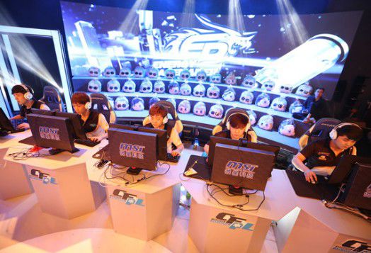 连入两球实 连入两球实