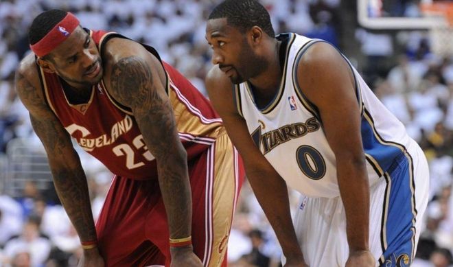 在关键时刻 在关键时刻