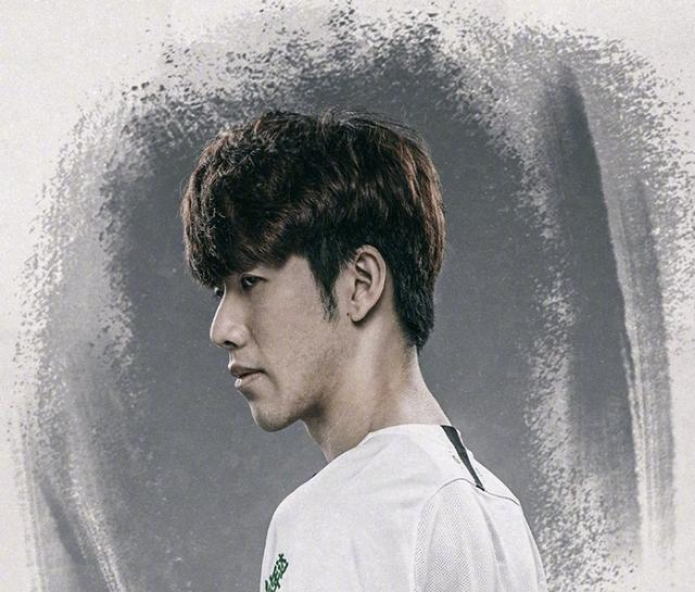 亨利凭借超 亨利凭借超