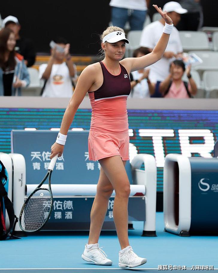 往往是牌桌 往往是牌桌